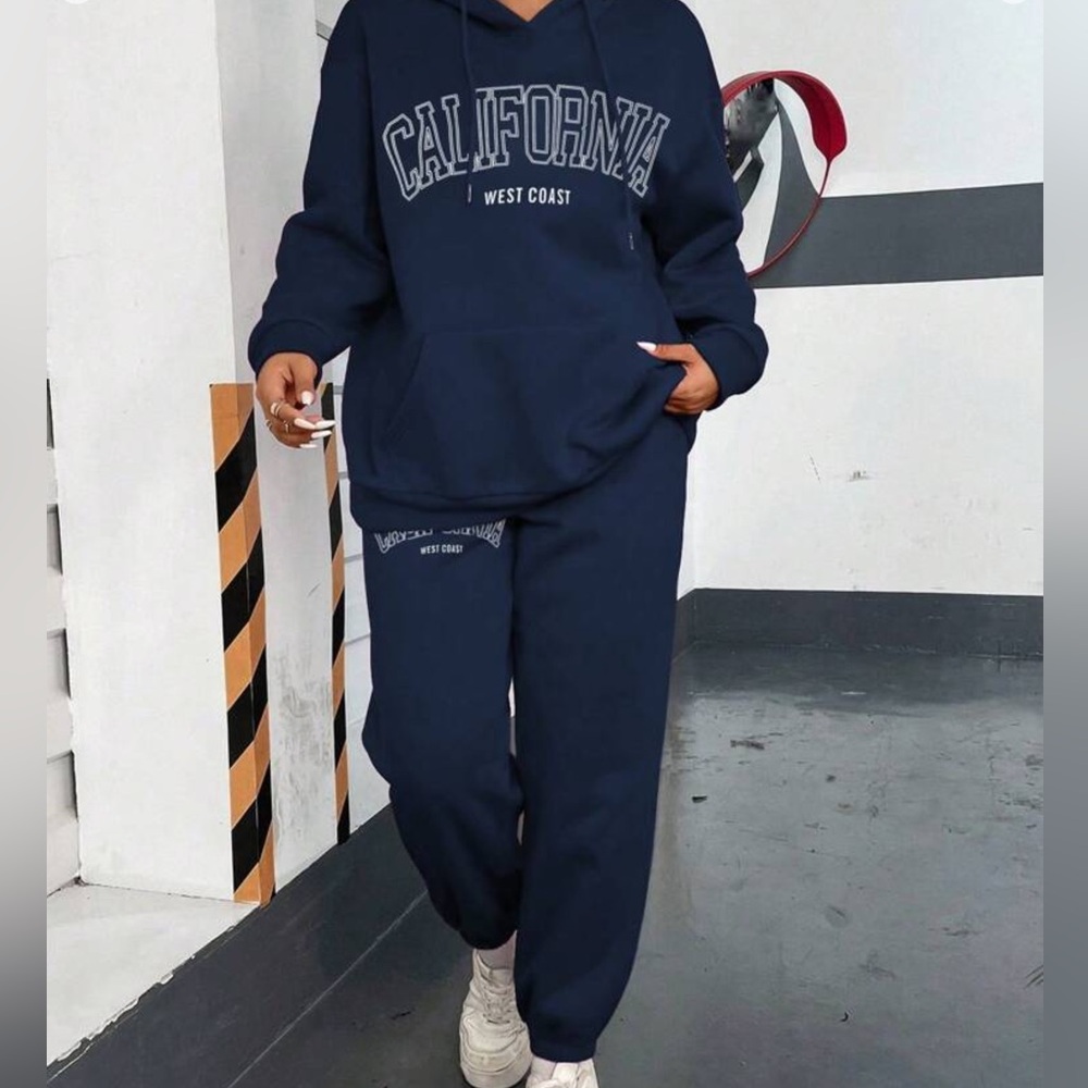 Shein Letter Graphic Kangaroo Pocket Drawstring Hoodie & Sweatpants